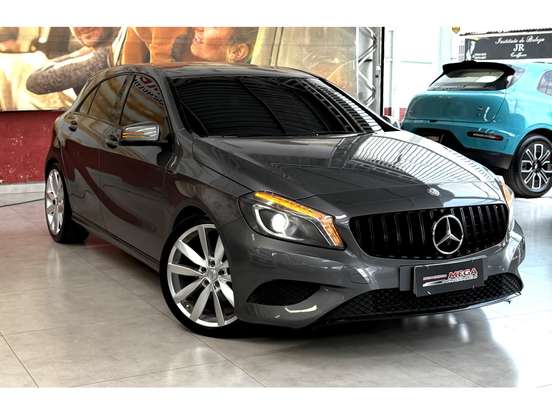 MERCEDES-BENZ-A 200-1.6 TURBO 16V FLEX 4P AUTOMÁTICO MERCEDES-BENZ-A 200-2015