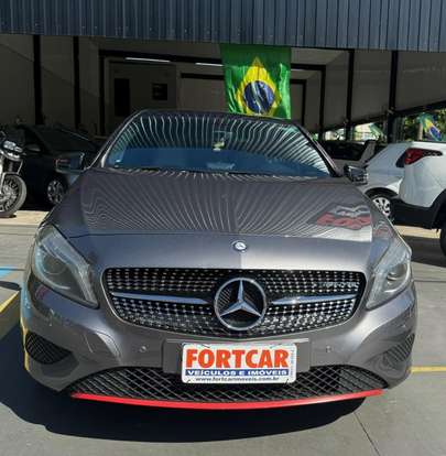 MERCEDES-BENZ-A 200-2013