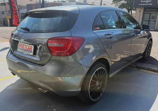 MERCEDES-BENZ-A 200-2013