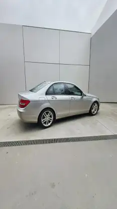 MERCEDES-BENZ-C 180-2011