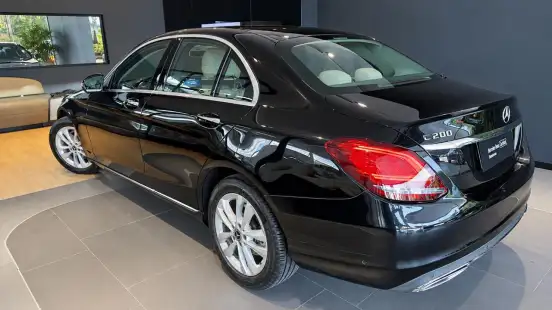 MERCEDES-BENZ-C 200-2020
