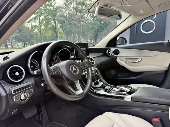 MERCEDES-BENZ-C 200-2017