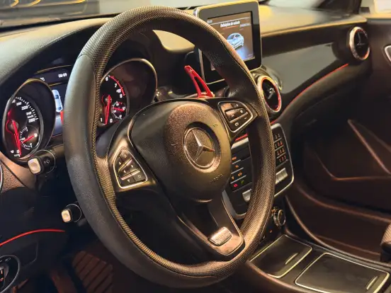 MERCEDES-BENZ-CLA 180-2018
