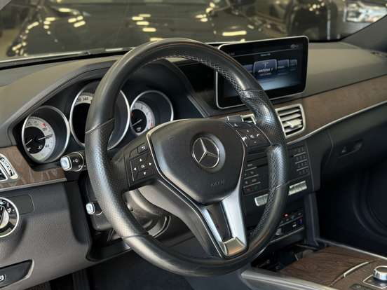 MERCEDES-BENZ-E 250-2015
