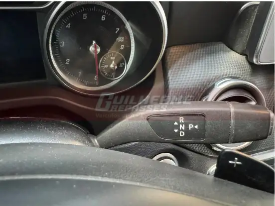 MERCEDES-BENZ-GLA 200-1.6 CGI FLEX STYLE 7G-DCT MERCEDES-BENZ-GLA 200-2017
