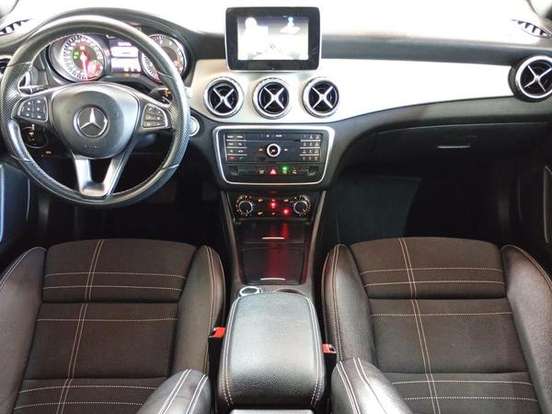 MERCEDES-BENZ-GLA 200-1.6 CGI ADVANCE 16V TURBO FLEX 4P AUTOMÁTICO MERCEDES-BENZ-GLA 200-2015