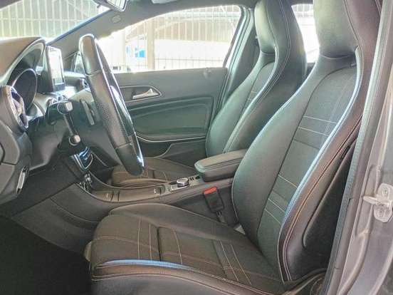MERCEDES-BENZ-GLA 200-1.6 CGI ADVANCE 16V TURBO FLEX 4P AUTOMÁTICO MERCEDES-BENZ-GLA 200-2015
