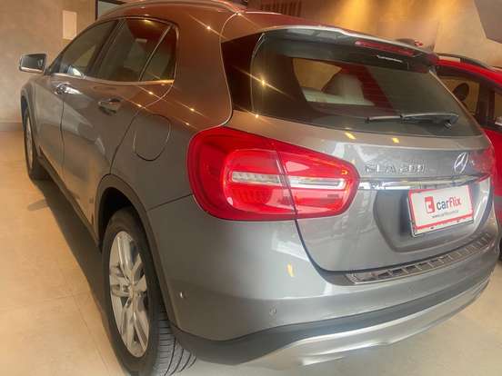 MERCEDES-BENZ-GLA 200-1.6 CGI ADVANCE 16V TURBO FLEX 4P AUTOMÁTICO MERCEDES-BENZ-GLA 200-2016