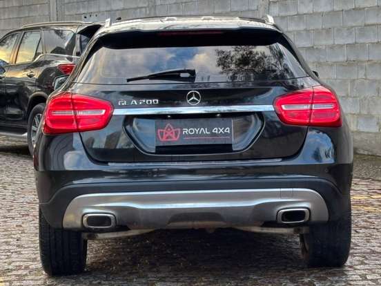 MERCEDES-BENZ-GLA 200-1.6 CGI ADVANCE 16V TURBO FLEX 4P AUTOMÁTICO MERCEDES-BENZ-GLA 200-2015