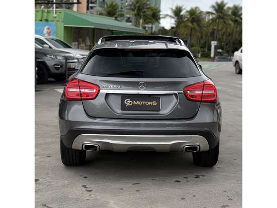 MERCEDES-BENZ-GLA 200-2014