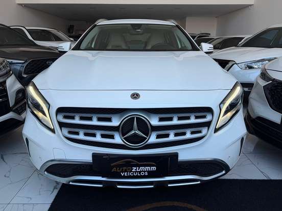 MERCEDES-BENZ-GLA 200-1.6 CGI FLEX ADVANCE 7G-DCT MERCEDES-BENZ-GLA 200-2018