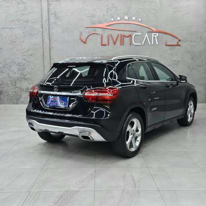 MERCEDES-BENZ-GLA 200-2018