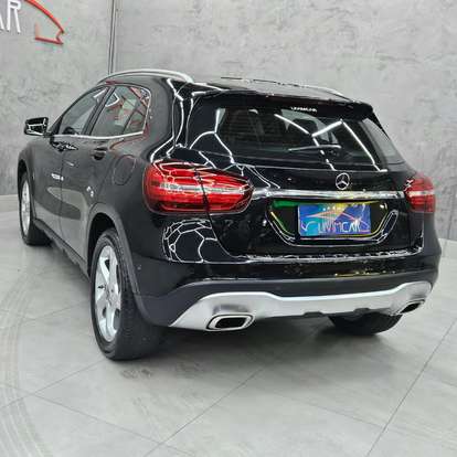 MERCEDES-BENZ-GLA 200-2018