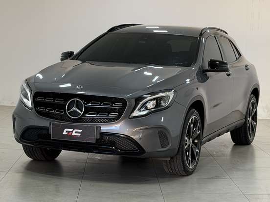 MERCEDES-BENZ-GLA 200-2018