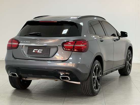 MERCEDES-BENZ-GLA 200-1.6 CGI FLEX NIGHT 7G-DCT MERCEDES-BENZ-GLA 200-2018
