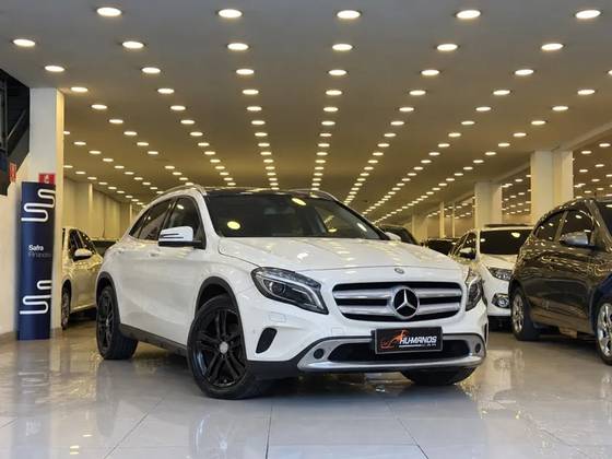 MERCEDES-BENZ GLA 200 1.6 CGI STYLE 16V TURBO FLEX 4P AUTOMÁTICO
