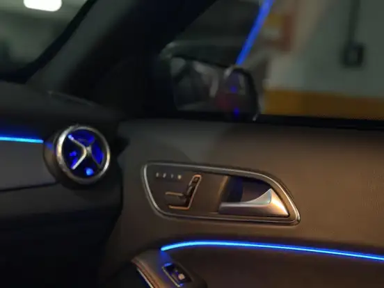 MERCEDES-BENZ-GLA 250-2.0 16V TURBO GASOLINA SPORT 4P AUTOMÁTICO MERCEDES-BENZ-GLA 250-2017