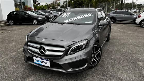 MERCEDES-BENZ GLA 250 2.0 16V TURBO GASOLINA ENDURO 4P AUTOMÁTICO