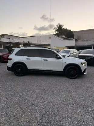 MERCEDES-BENZ-GLB 35 AMG-2022