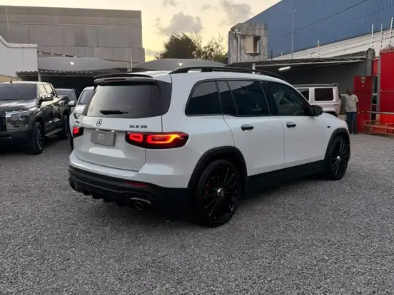 MERCEDES-BENZ-GLB 35 AMG-2.0 CGI GASOLINA 4MATIC SPEEDSHIFT MERCEDES-BENZ-GLB 35 AMG-2022