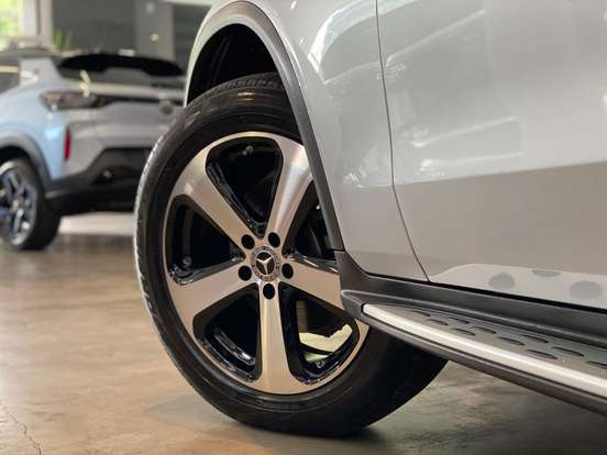 MERCEDES-BENZ-GLC 220d-2.0 TURBO DIESEL OFF-ROAD 9G-TRONIC MERCEDES-BENZ-GLC 220d-2021
