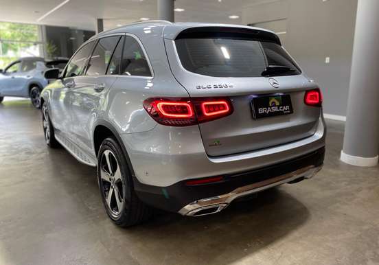 MERCEDES-BENZ-GLC 220d-2021