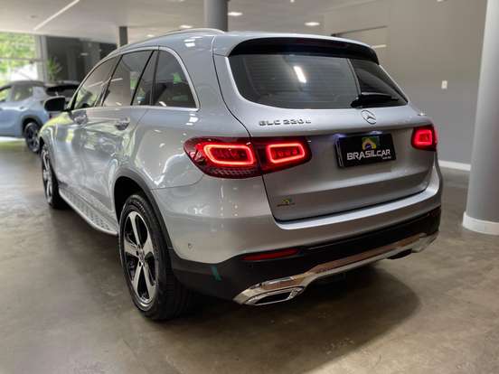 MERCEDES-BENZ-GLC 220d-2.0 TURBO DIESEL OFF-ROAD 9G-TRONIC MERCEDES-BENZ-GLC 220d-2021