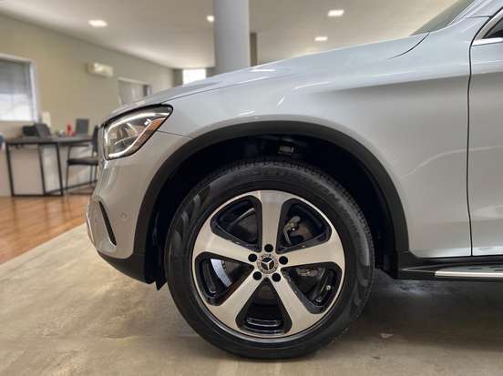 MERCEDES-BENZ-GLC 220d-2021