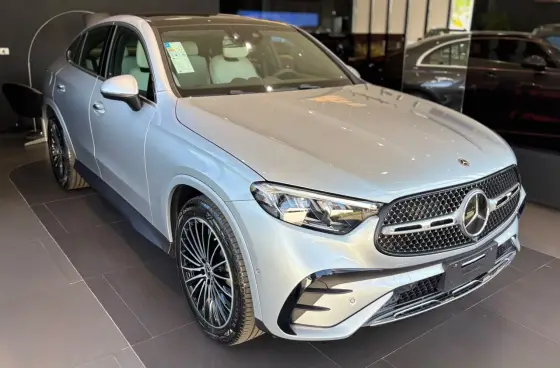 MERCEDES-BENZ GLC 300 2.0 MHEV AMG LINE COUPÉ 4MATIC 9G-TRONIC