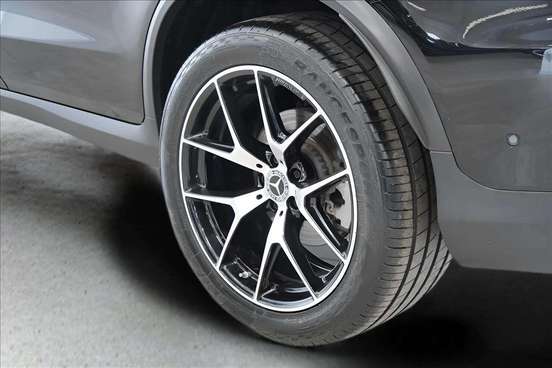 MERCEDES-BENZ-GLC 300-2022