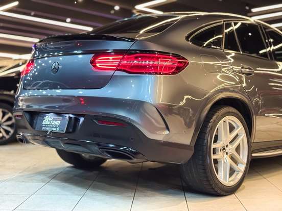 MERCEDES-BENZ-GLE 400-3.0 V6 GASOLINA HIGHWAY COUPÉ 4MATIC 9G-TRONIC MERCEDES-BENZ-GLE 400-2017