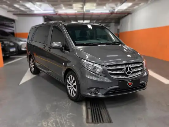 MERCEDES-BENZ-VITO-2.0 CGI FLEX TOURER 119 LUXO 8L MANUAL MERCEDES-BENZ-VITO-2015