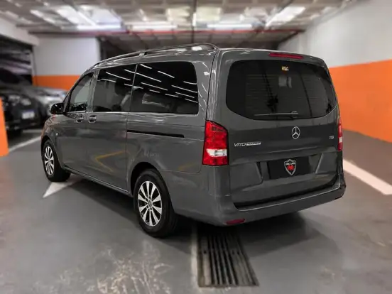 MERCEDES-BENZ-VITO-2.0 CGI FLEX TOURER 119 LUXO 8L MANUAL MERCEDES-BENZ-VITO-2015