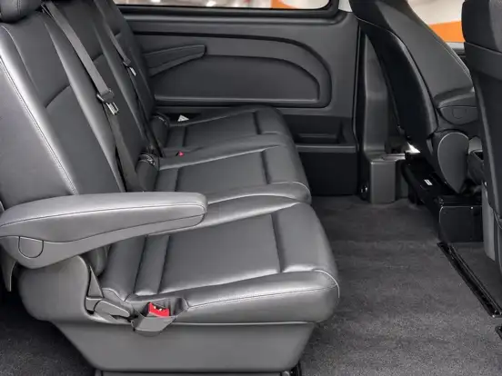 MERCEDES-BENZ-VITO-2.0 CGI FLEX TOURER 119 LUXO 8L MANUAL MERCEDES-BENZ-VITO-2015