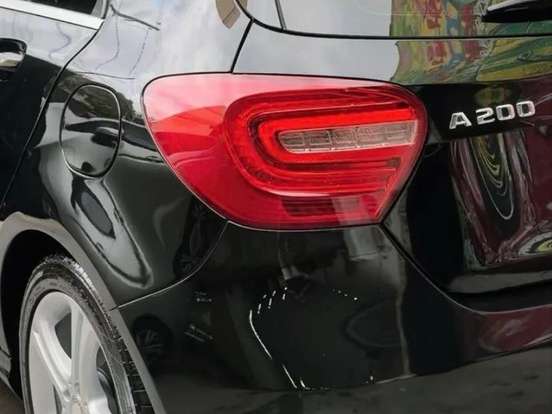 MERCEDES-BENZ-A 200-1.6 TURBO 16V FLEX 4P AUTOMÁTICO MERCEDES-BENZ-A 200-2015