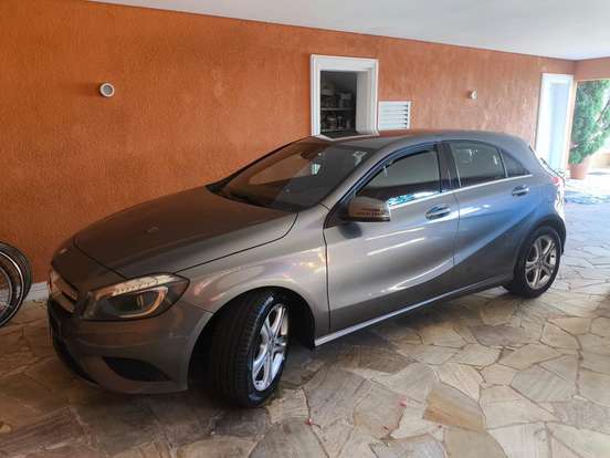 MERCEDES-BENZ-A 200-1.6 TURBO URBAN 16V GASOLINA 4P AUTOMÁTICO MERCEDES-BENZ-A 200-2014