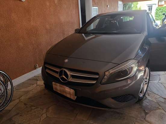 MERCEDES-BENZ-A 200-2014