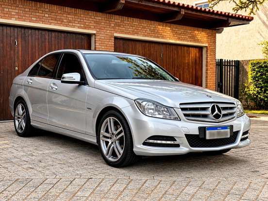 MERCEDES-BENZ-C 180-1.8 CGI CLASSIC 16V TURBO GASOLINA 4P AUTOMÁTICO MERCEDES-BENZ-C 180-2011