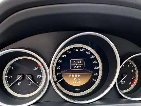 MERCEDES-BENZ-C 180-1.8 CGI CLASSIC 16V TURBO GASOLINA 4P AUTOMÁTICO MERCEDES-BENZ-C 180-2011