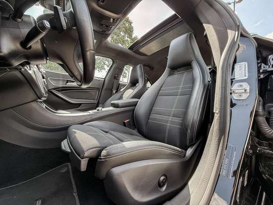 MERCEDES-BENZ-CLA 200-2016