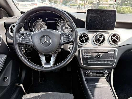MERCEDES-BENZ-CLA 200-1.6 VISION 16V FLEX 4P AUTOMÁTICO MERCEDES-BENZ-CLA 200-2016