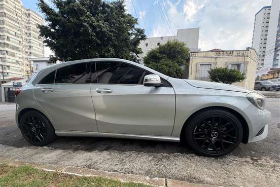 MERCEDES-BENZ-CLASSE A-1.6 200 TURBO STYLE GASOLINA 4P AUTOMATIZADO MERCEDES-BENZ-CLASSE A-2014
