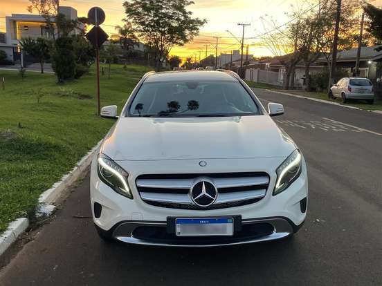 MERCEDES-BENZ-GLA 200-1.6 CGI ADVANCE 16V TURBO FLEX 4P AUTOMÁTICO MERCEDES-BENZ-GLA 200-2017