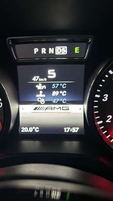 MERCEDES-BENZ-GLA 200-1.6 CGI ADVANCE 16V TURBO GASOLINA 4P AUTOMÁTICO MERCEDES-BENZ-GLA 200-2015