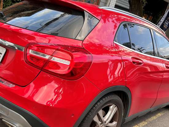 MERCEDES-BENZ-GLA 200-2015