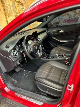 MERCEDES-BENZ-GLA 200-2015