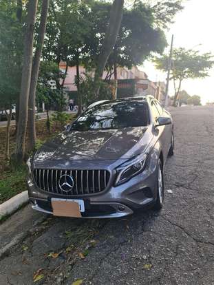MERCEDES-BENZ-GLA 250-2016