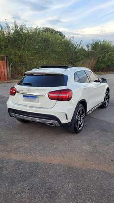 MERCEDES-BENZ-GLA 250-2017