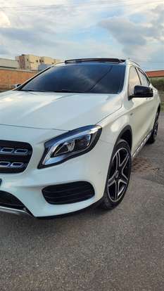 MERCEDES-BENZ-GLA 250-2017