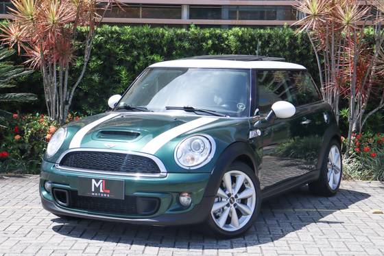 MINI COOPER 1.6 S JOHN COOPER WORKS 16V TURBO GASOLINA 2P MANUAL